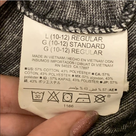 Women’s Gray Three Quarter Sleeve Shirt - Picture 4 of 4